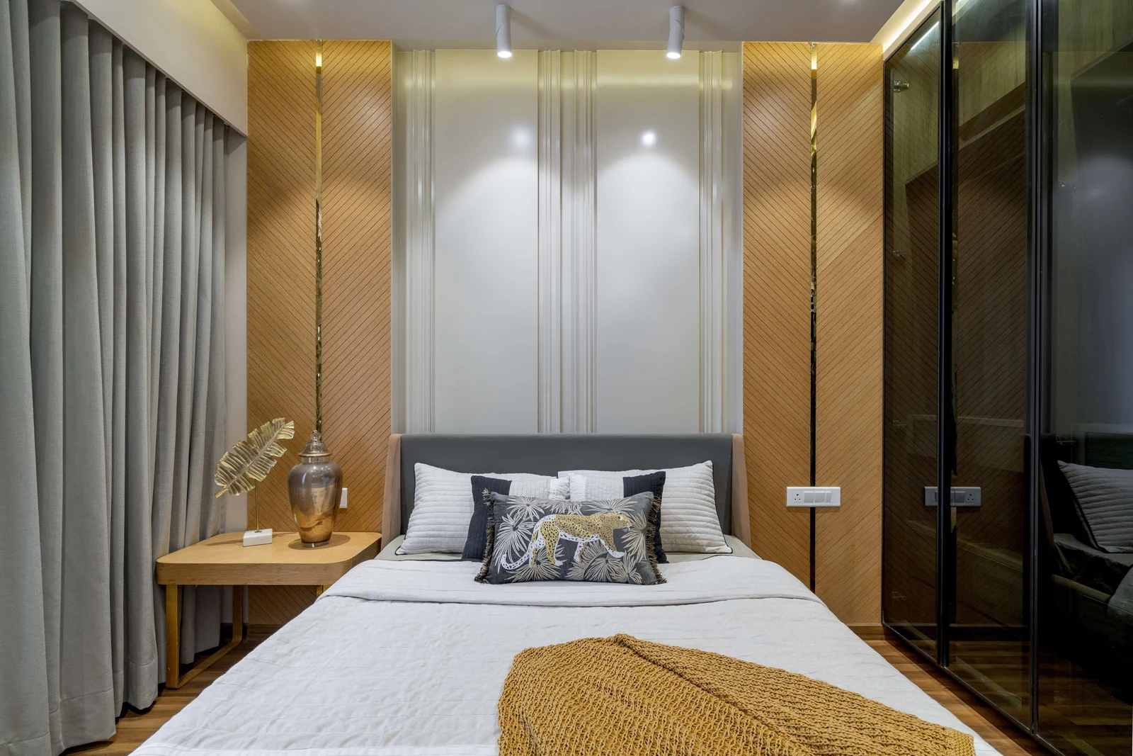 Parisar Sample view 9